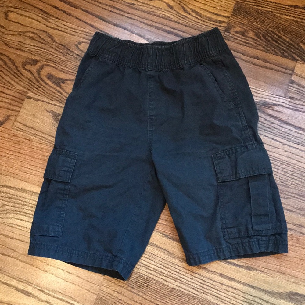 Children’s Place Boys dark gray cargo shorts size8